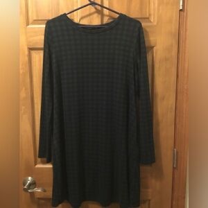 Women’s plaid dress.